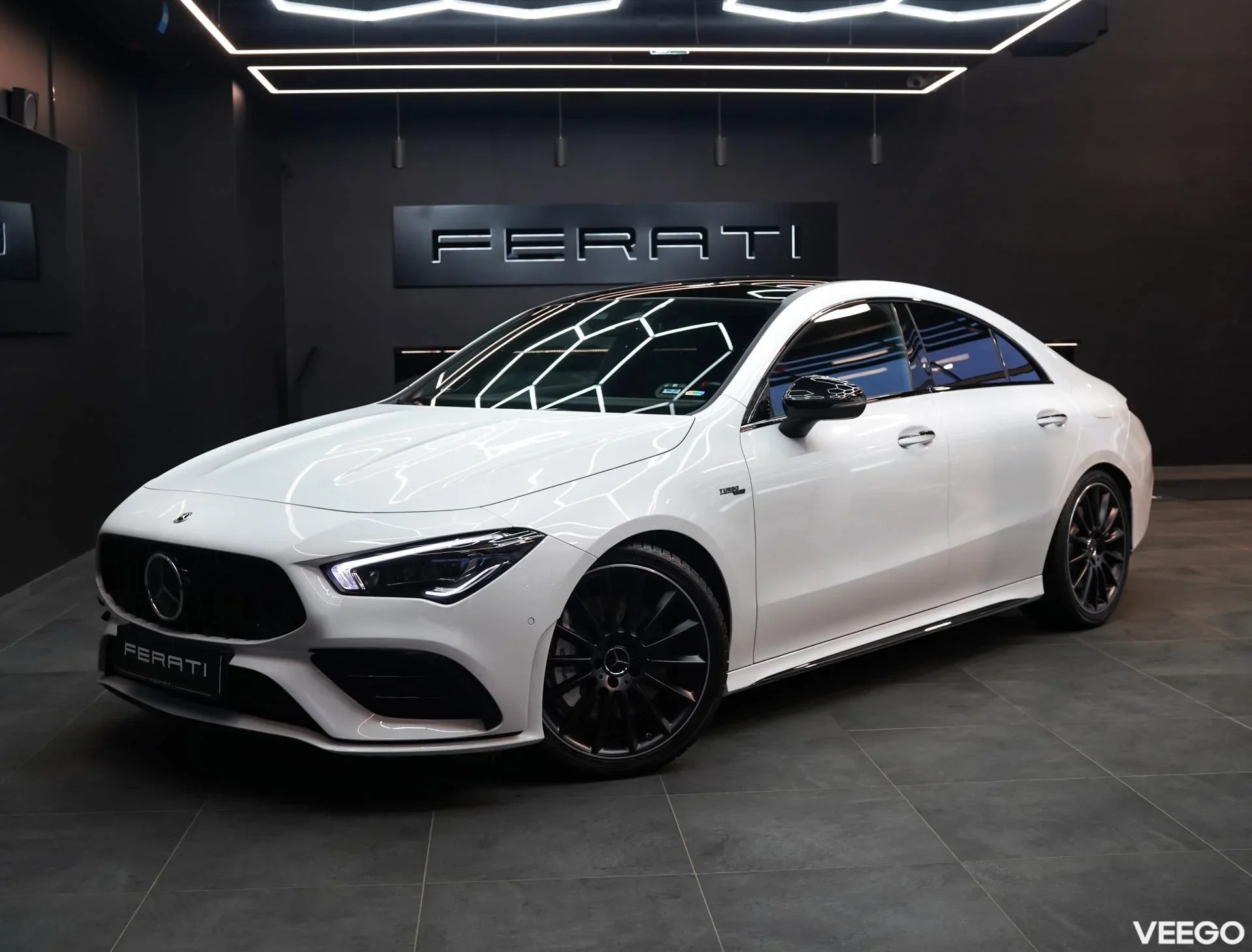 Mercedes-Benz CLA35 AMG 2.0 225kW