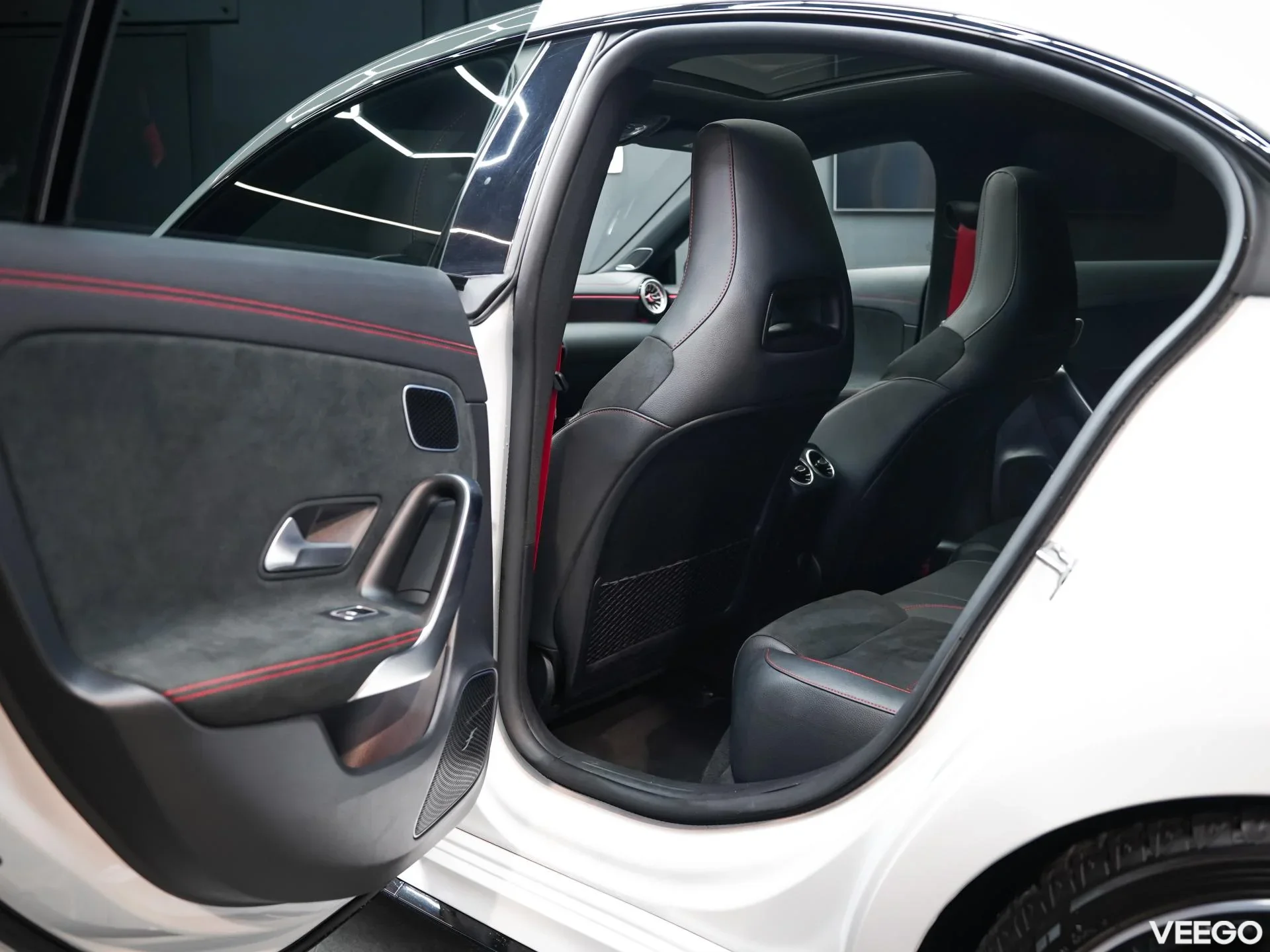 Mercedes-Benz CLA35 AMG 2.0 225kW