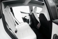 Tesla Model 3 Highland 208kW thumbnail