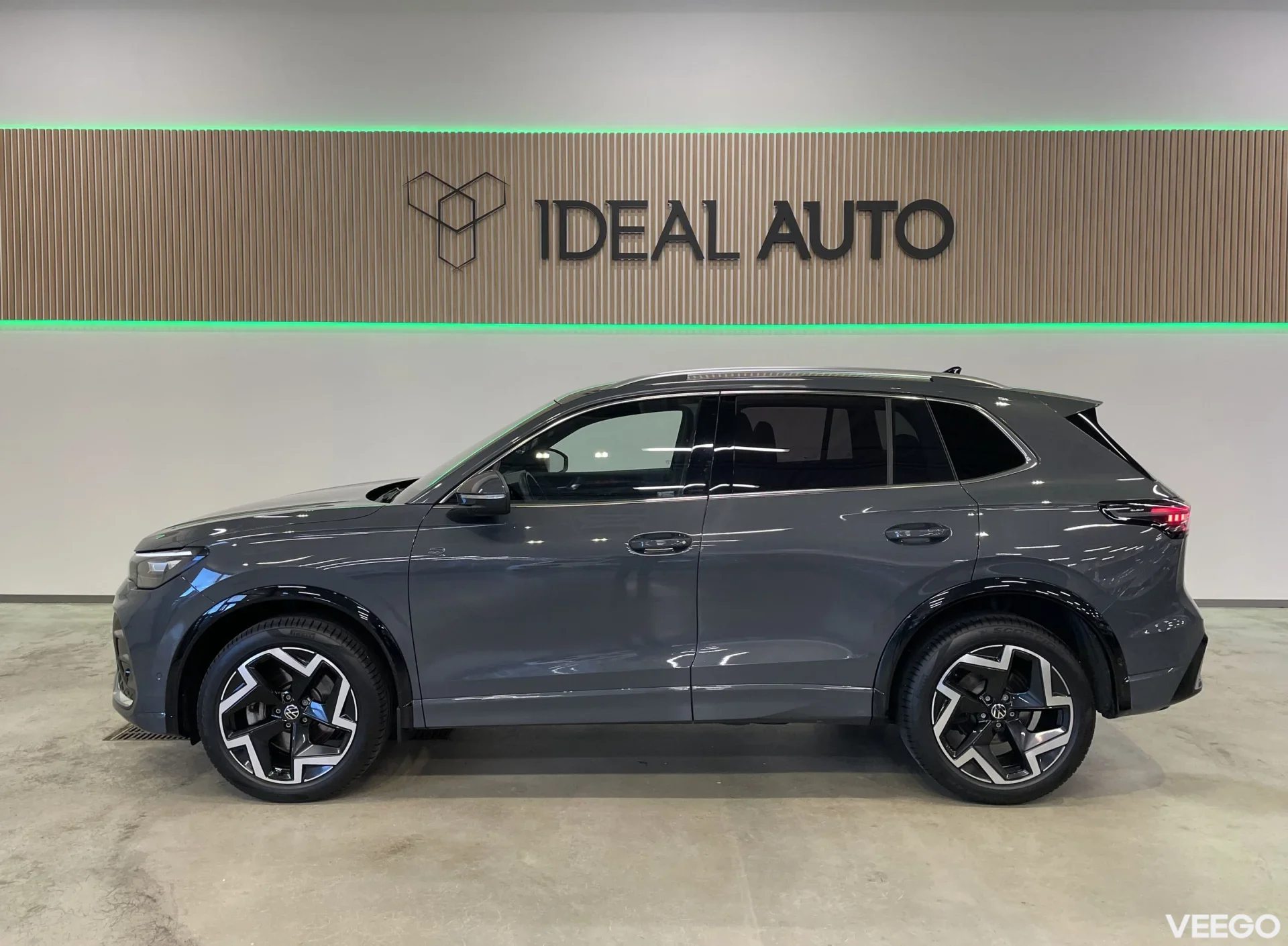 Volkswagen Tiguan 4Motion R-Line Facelift 142kW