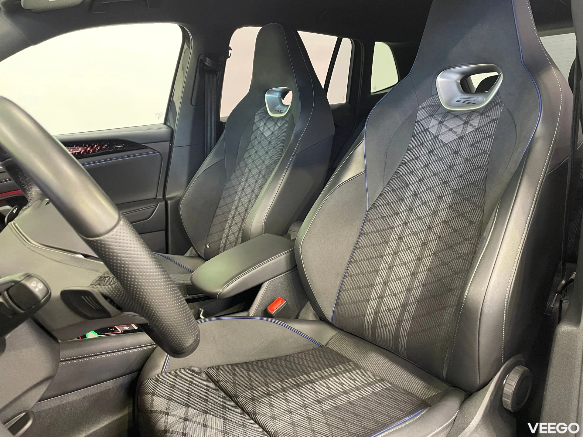 Volkswagen Tiguan 4Motion R-Line Facelift 142kW