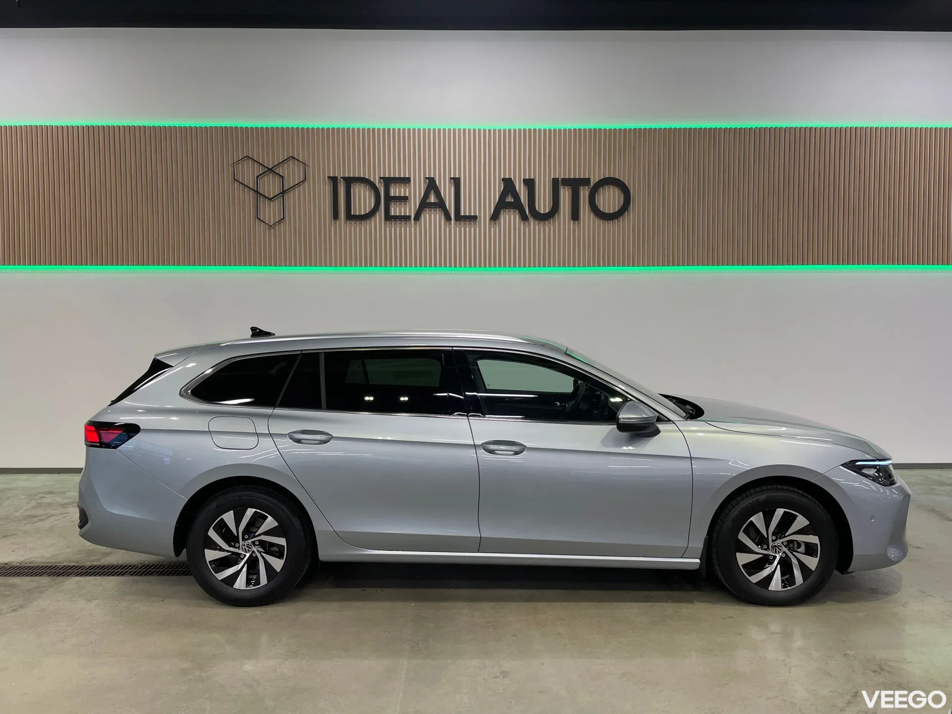 Volkswagen Passat - 110kW