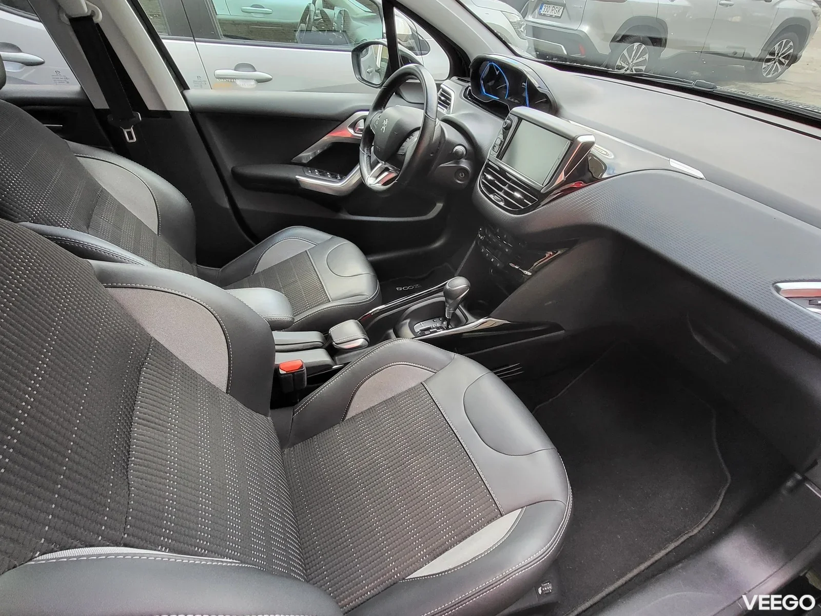 Peugeot 2008 1.2 81kW