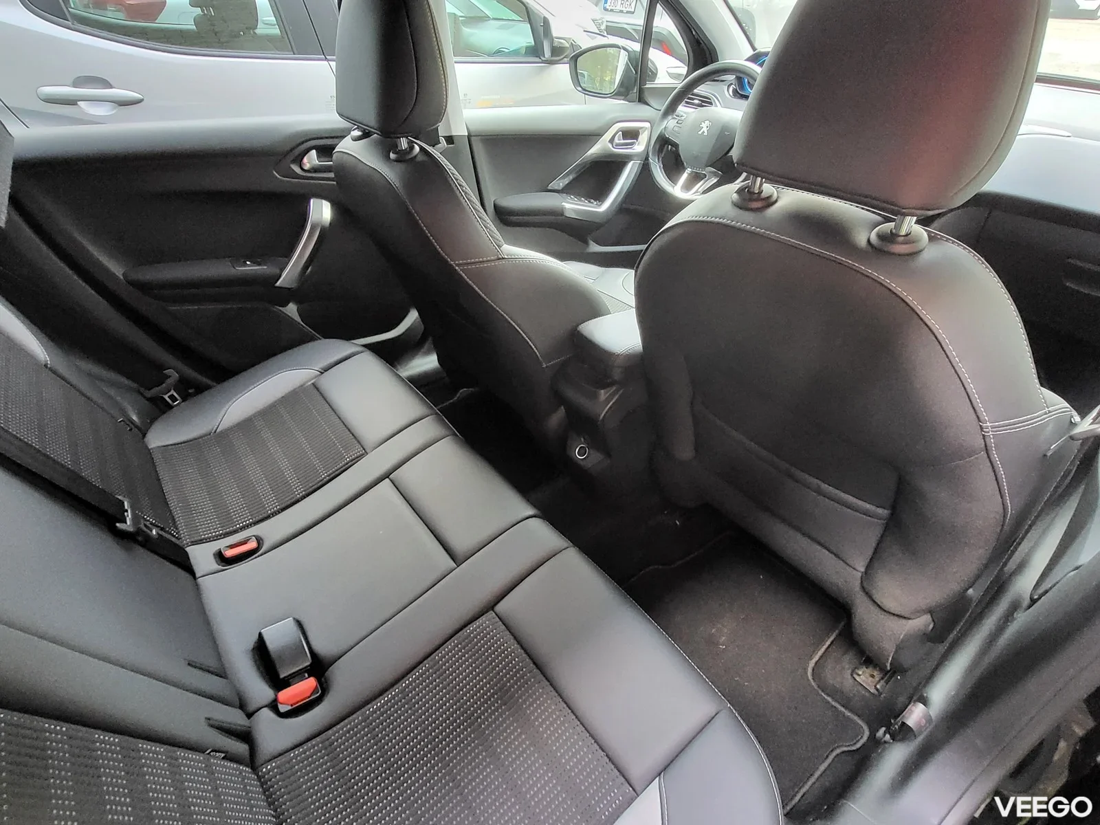 Peugeot 2008 1.2 81kW