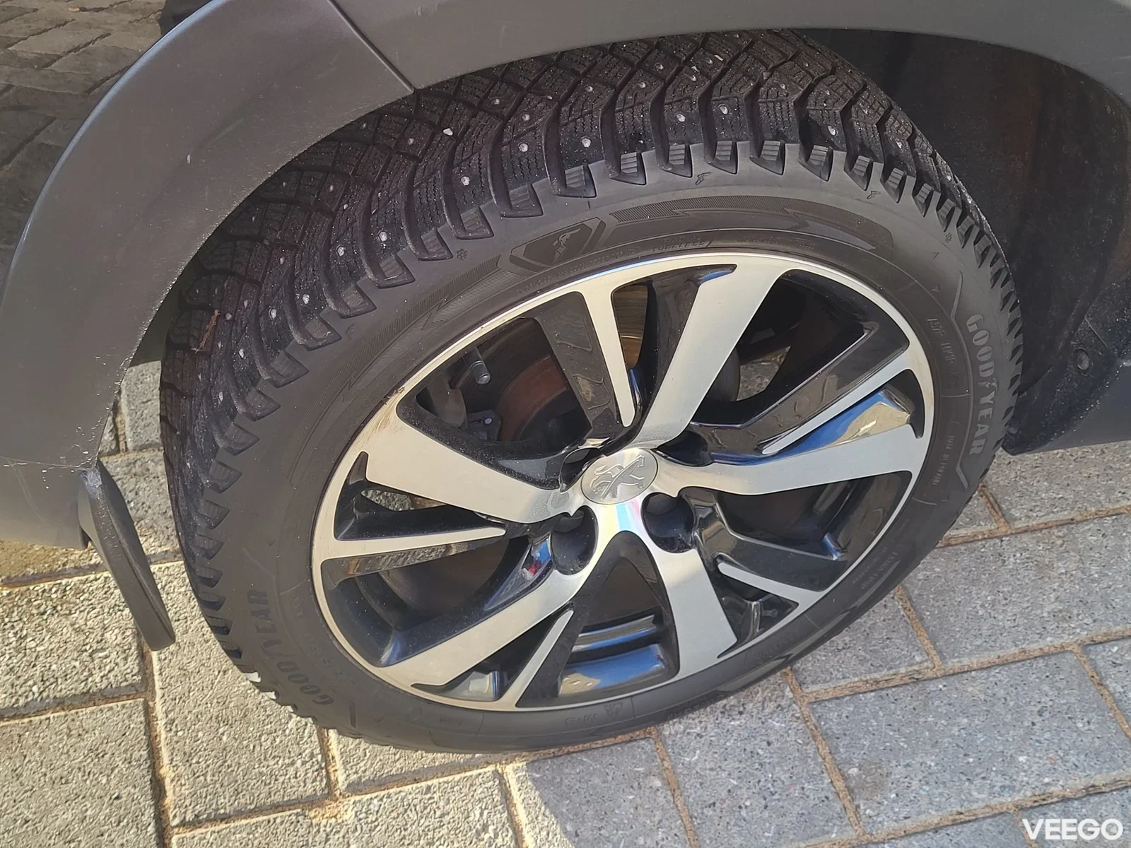 Peugeot 2008 1.2 81kW