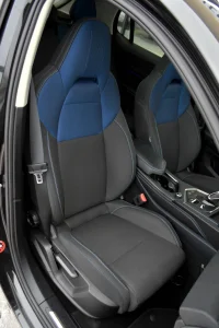 Lynk & Co 01 MORE/RECHARGE/INFINITY/INTELLI SAFE/XENIUM/ 1.5 192kW thumbnail