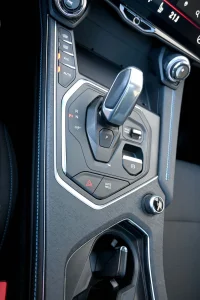 Lynk & Co 01 MORE/RECHARGE/INFINITY/INTELLI SAFE/XENIUM/ 1.5 192kW thumbnail