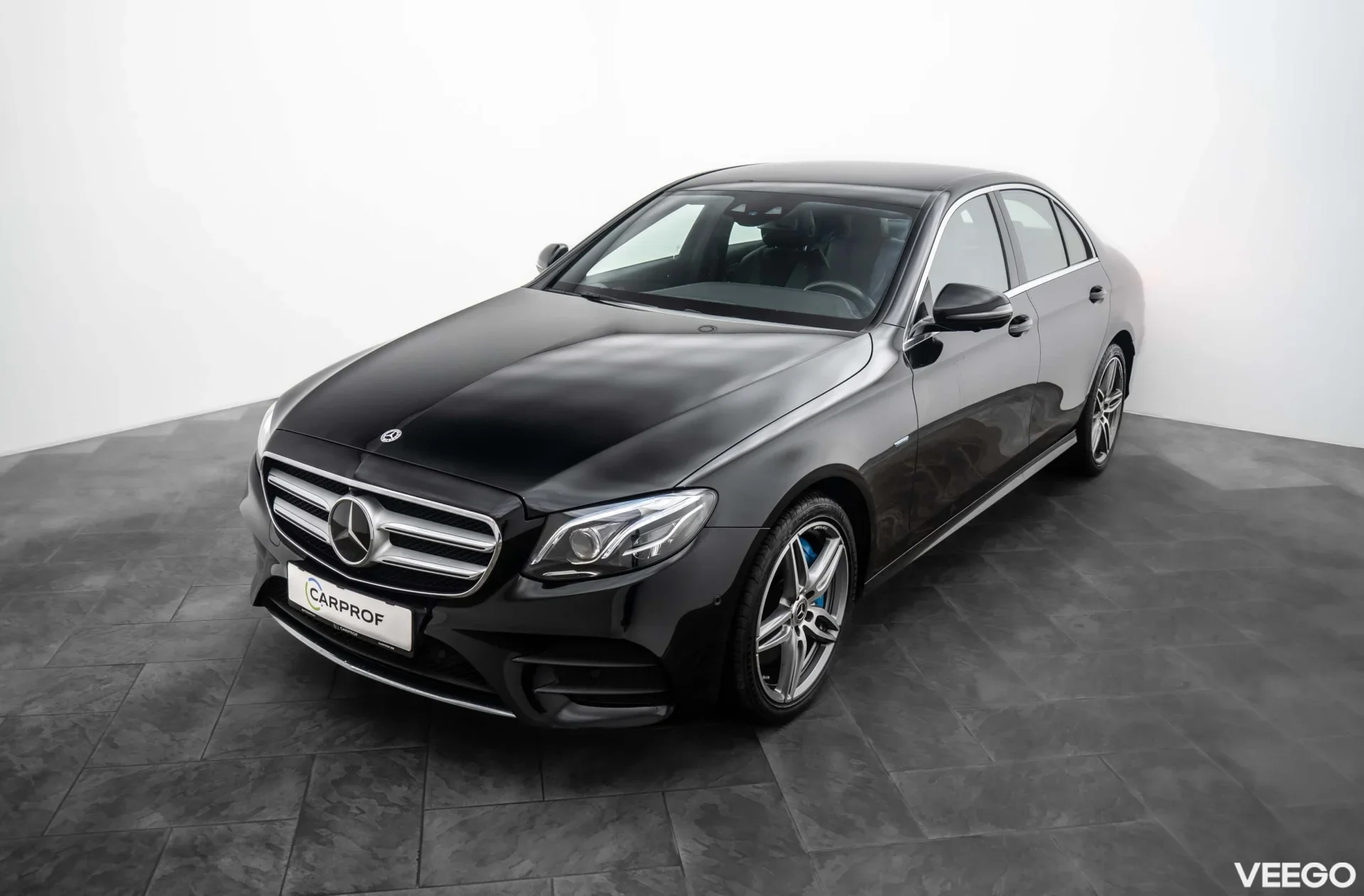 Mercedes-Benz E350 e AMG PHEV 2.0 210kW
