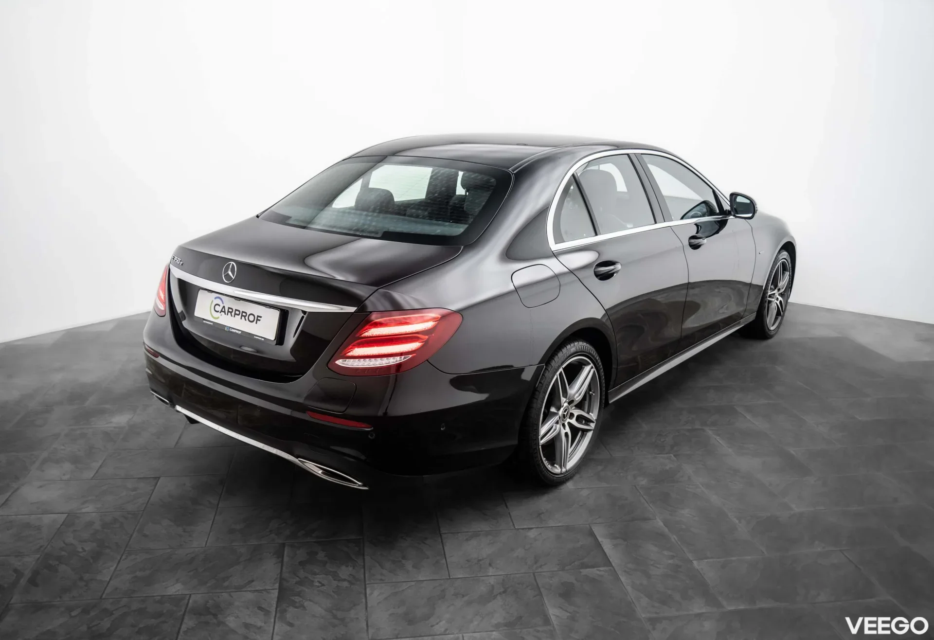 Mercedes-Benz E350 e AMG PHEV 2.0 210kW