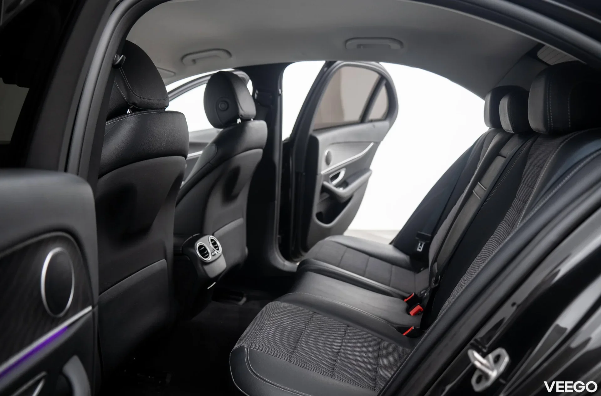 Mercedes-Benz E220 d Avantgarde 4Matic 2.0 143kW