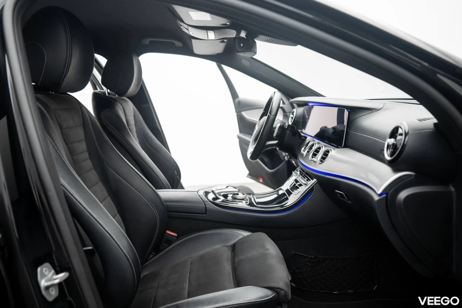 Mercedes-Benz E350 e AMG PHEV 2.0 210kW