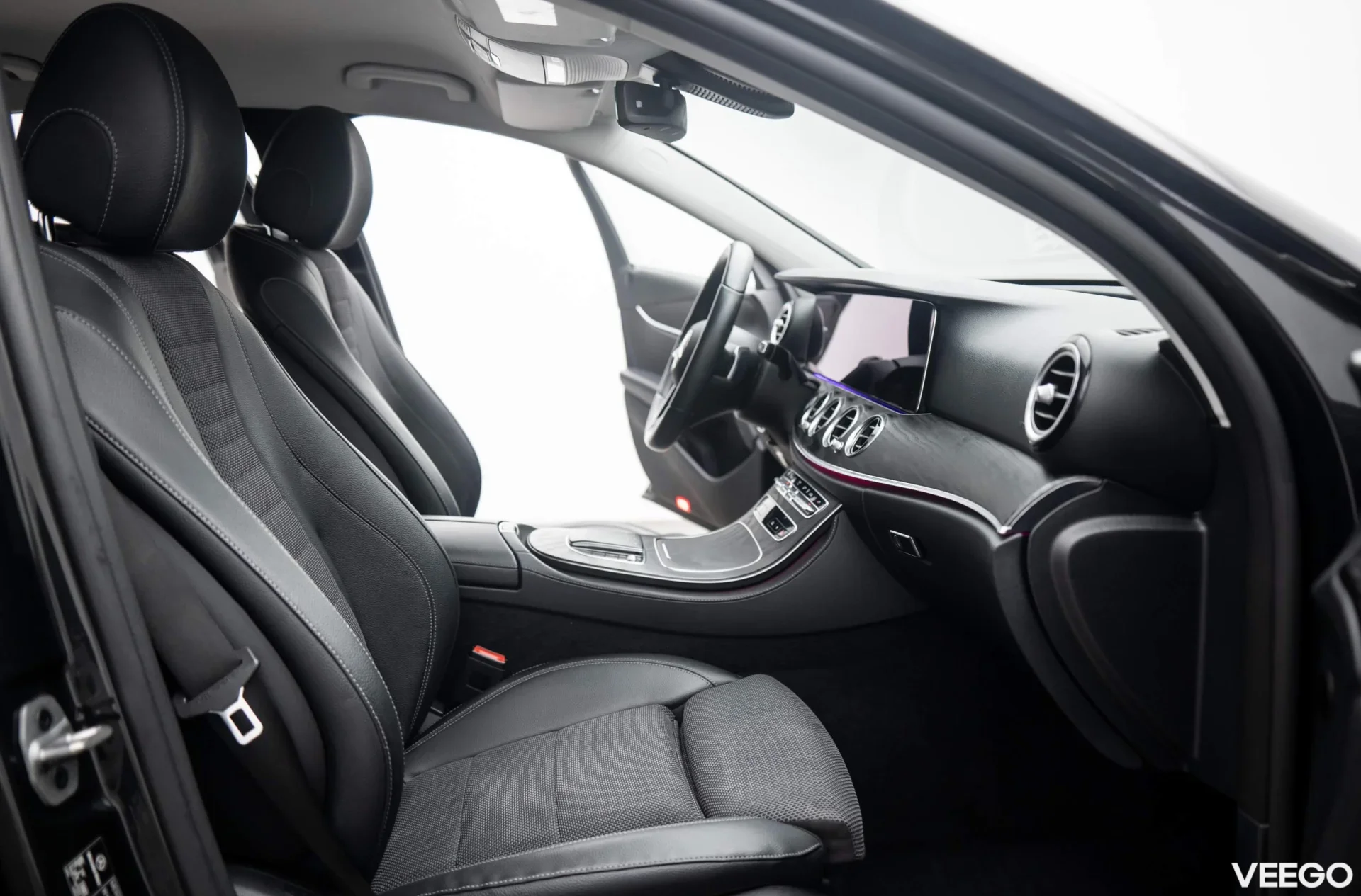 Mercedes-Benz E220 d Avantgarde 4Matic 2.0 143kW