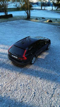 Volvo V90 Cross Country 2.0 140kW thumbnail