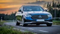 Mercedes-Benz E200 118kW thumbnail