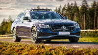 Mercedes-Benz E200 118kW thumbnail
