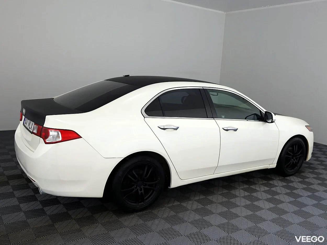 Honda Accord 2.0 115kW