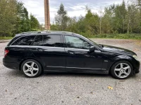 Mercedes-Benz C320 3.0 165kW thumbnail