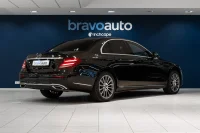 Mercedes-Benz E220 - 2 143kW thumbnail