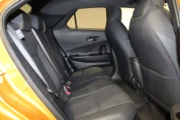 Toyota C-HR Premiere Edition Plug-in Hybrid 2 111kW thumbnail