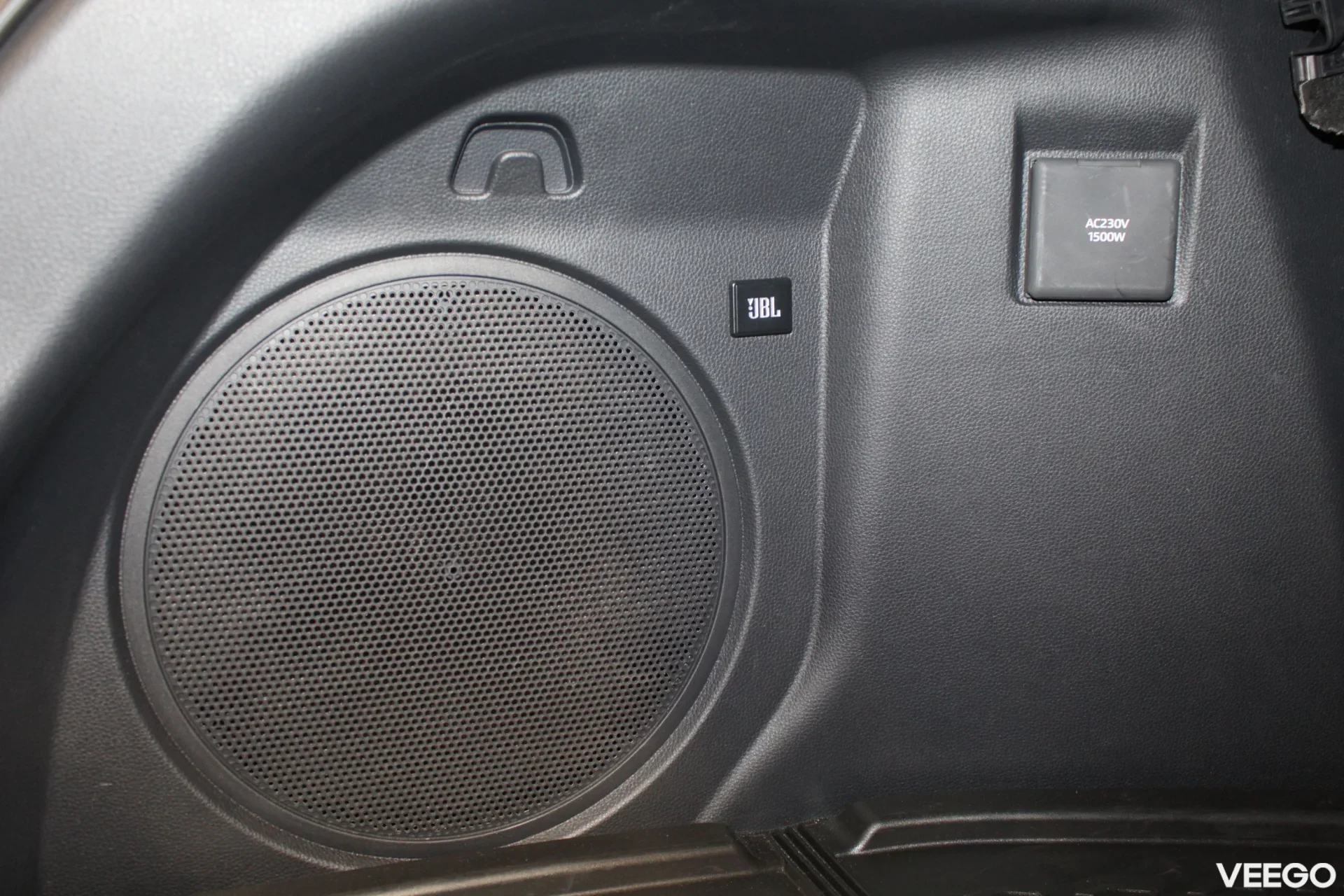 Toyota C-HR Premiere Edition Plug-in Hybrid 2 111kW