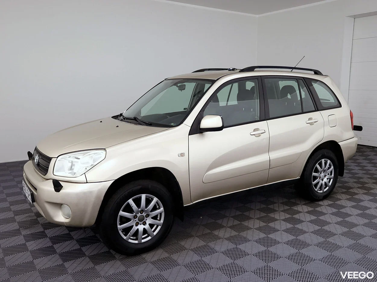 Toyota RAV4 2.0 110kW