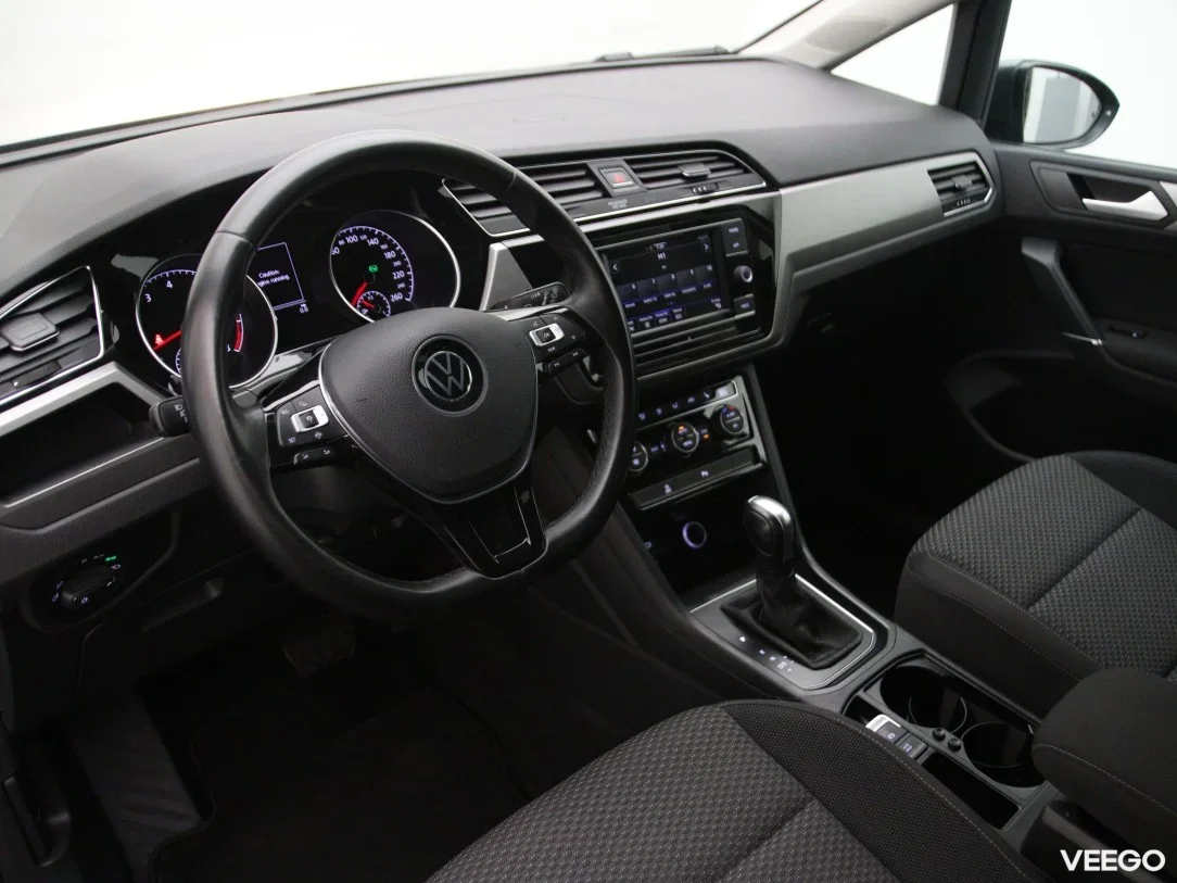 Volkswagen Touran 1.5 110kW