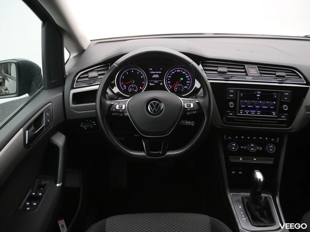 Volkswagen Touran 1.5 110kW