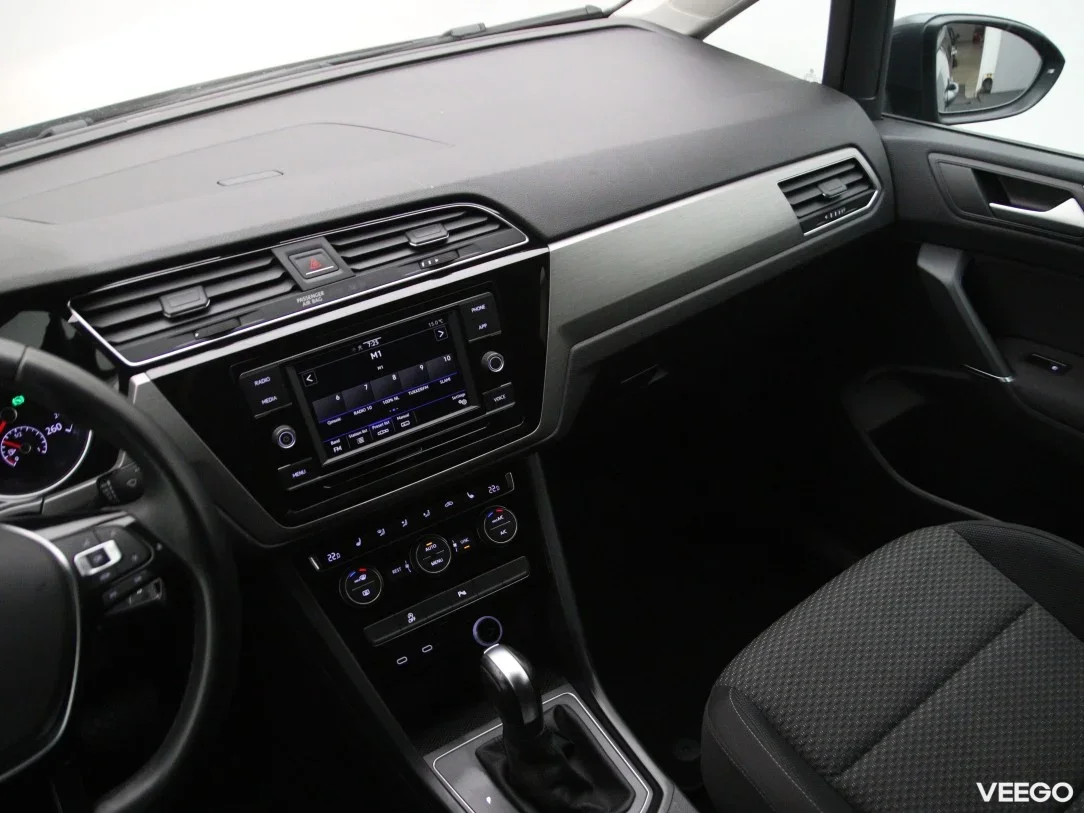 Volkswagen Touran 1.5 110kW