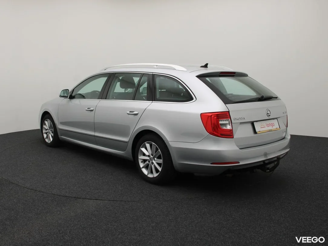 Skoda Superb 1.6 77kW