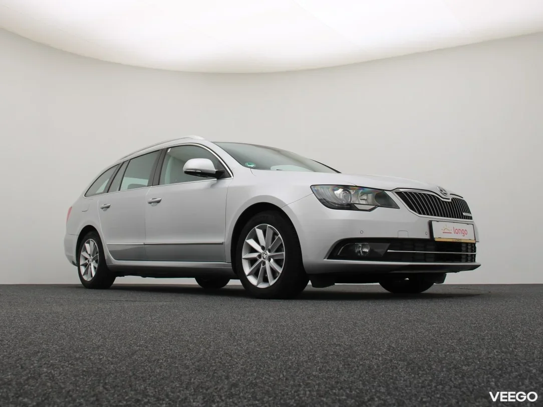 Skoda Superb 1.6 77kW