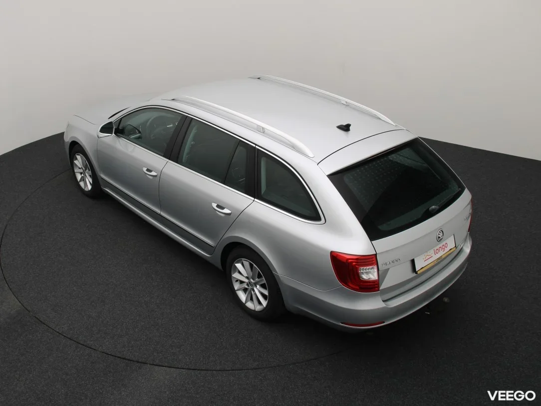 Skoda Superb 1.6 77kW