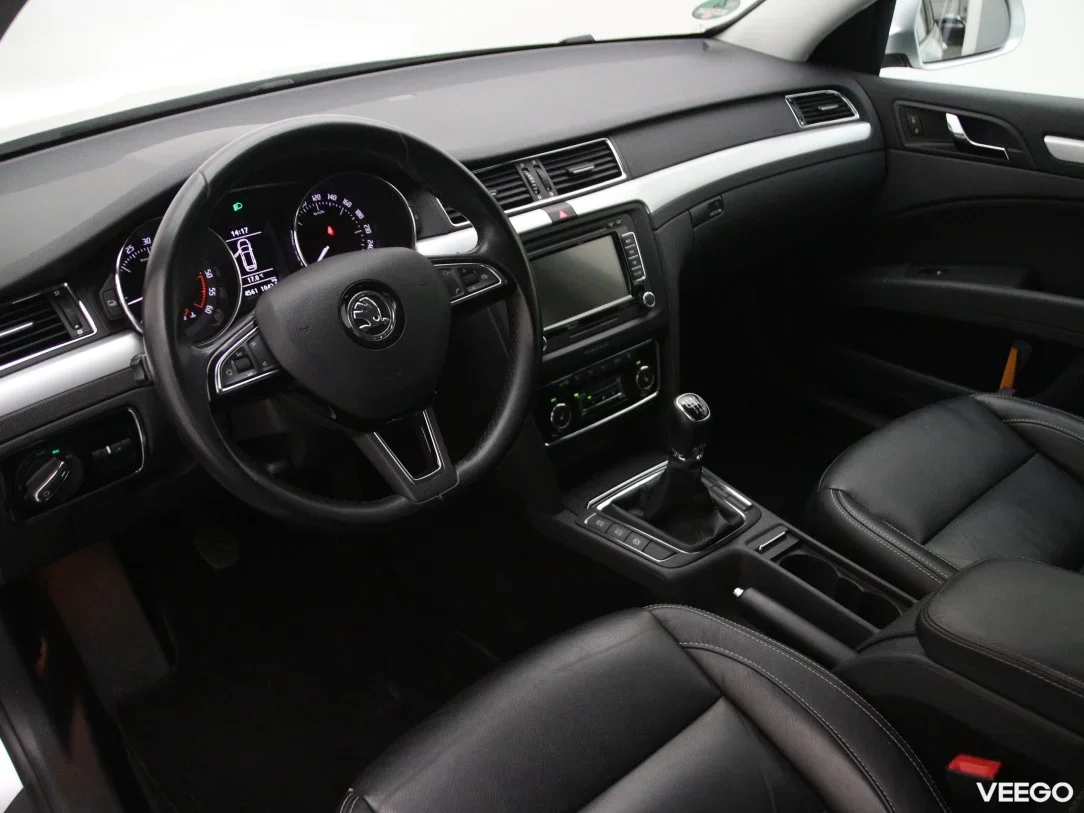 Skoda Superb 1.6 77kW