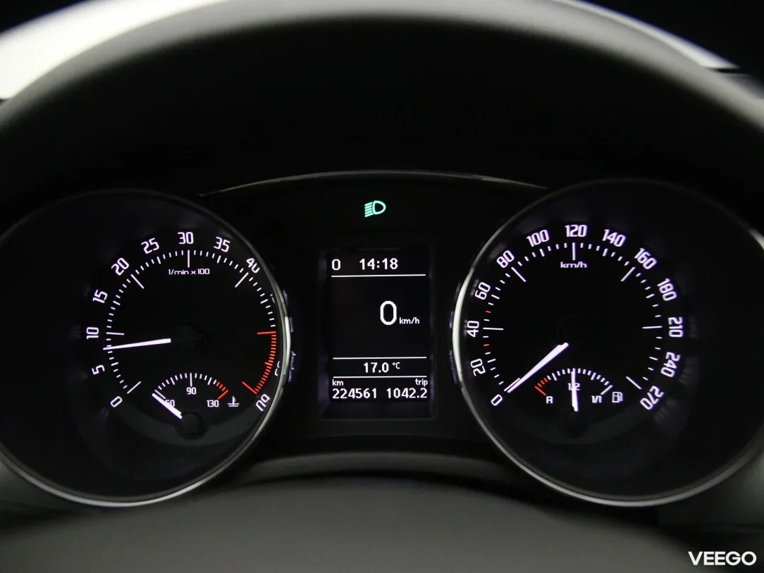 Skoda Superb 1.6 77kW