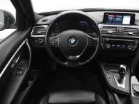 BMW 320 2 120kW thumbnail