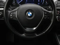 BMW 320 2 120kW thumbnail