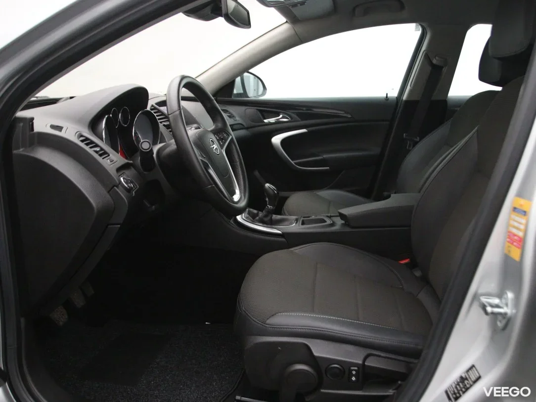 Opel Insignia 1.8 103kW