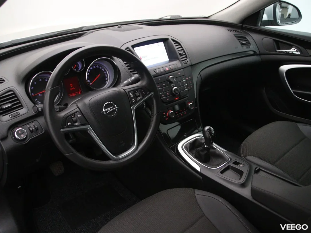 Opel Insignia 1.8 103kW