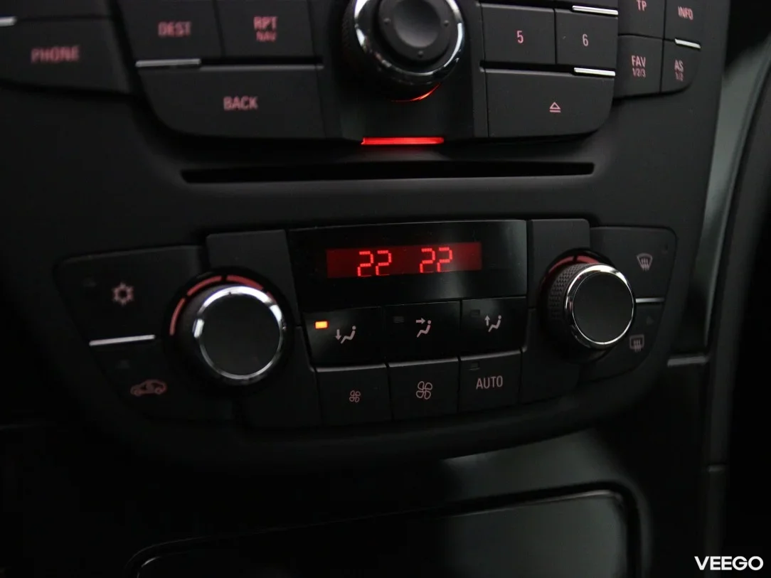 Opel Insignia 1.8 103kW