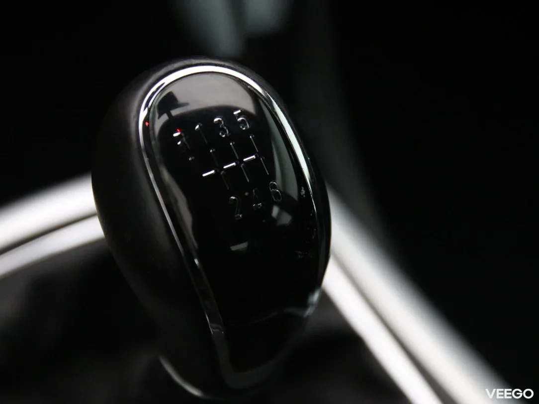 Opel Insignia 1.8 103kW