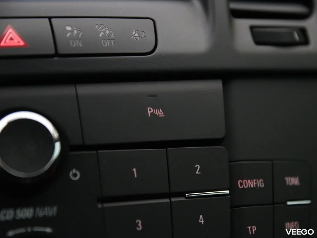 Opel Insignia 1.8 103kW