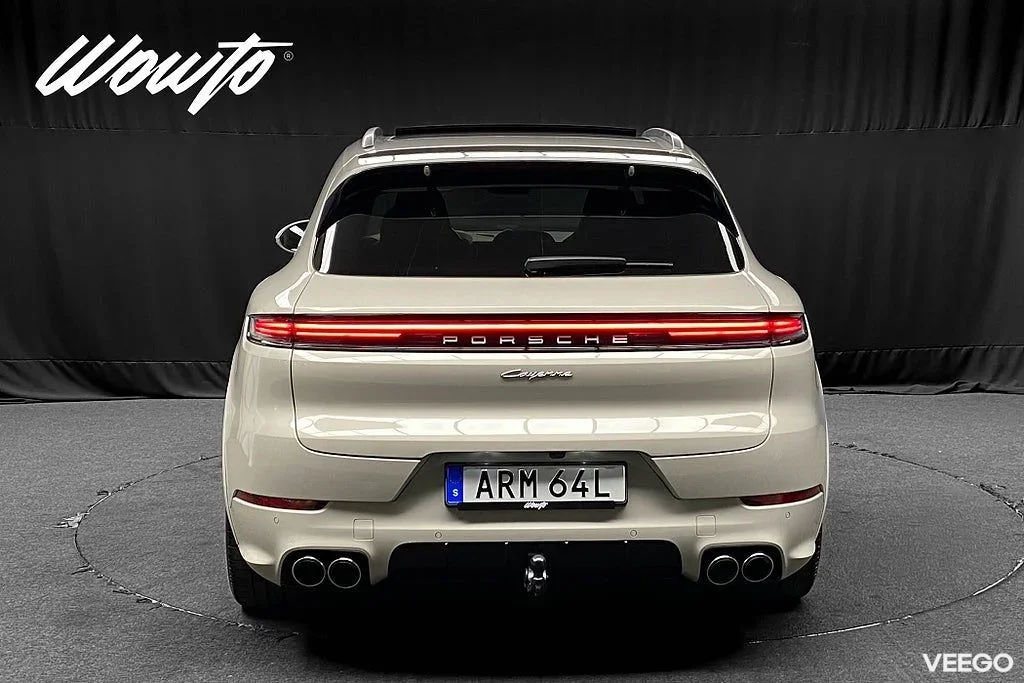 Porsche Cayenne E-Hybrid 470HK /18-Vägs /Pano /Bose /Se Spec/4.95% 346kW