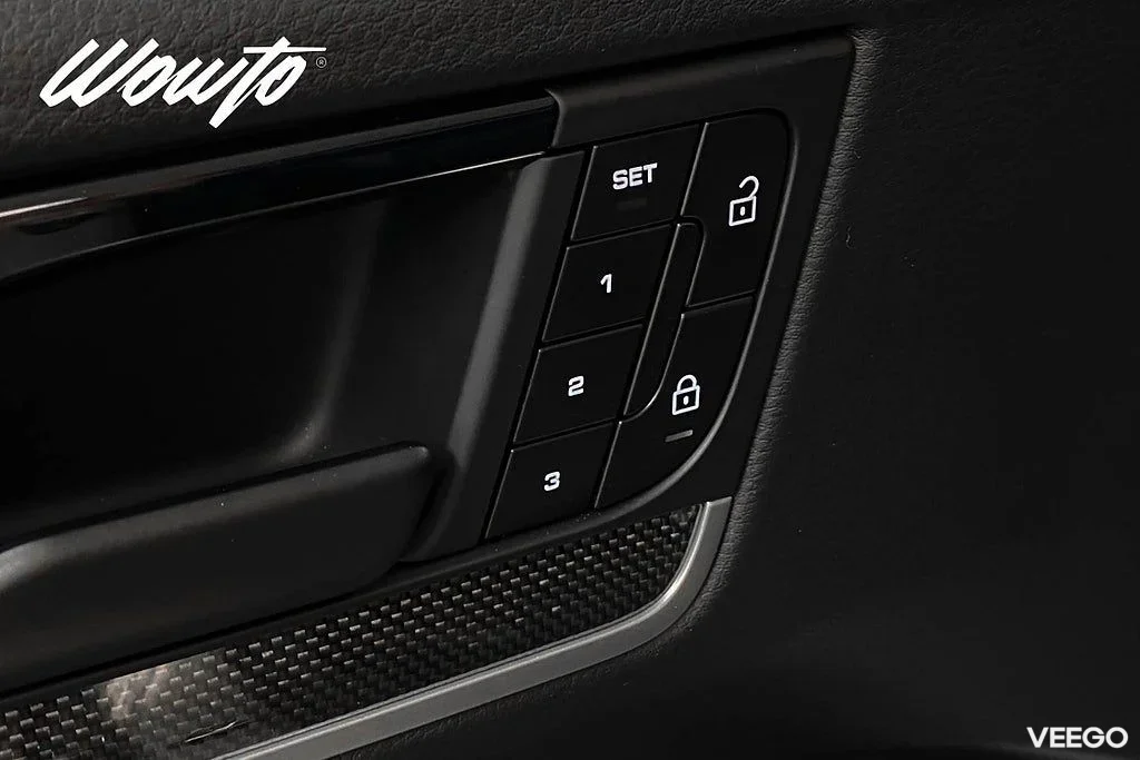 Porsche Cayenne E-Hybrid 470HK /18-Vägs /Pano /Bose /Se Spec/4.95% 346kW