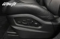 Porsche Cayenne E-Hybrid 470HK /18-Vägs /Pano /Bose /Se Spec/4.95% 346kW thumbnail