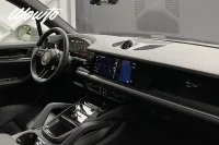 Porsche Cayenne E-Hybrid 470HK /18-Vägs /Pano /Bose /Se Spec/4.95% 346kW thumbnail