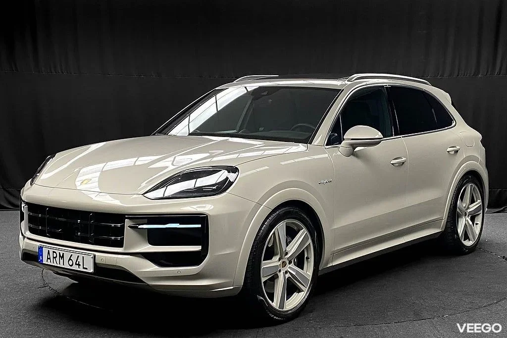 Porsche Cayenne E-Hybrid 470HK /18-Vägs /Pano /Bose /Se Spec/4.95% 346kW