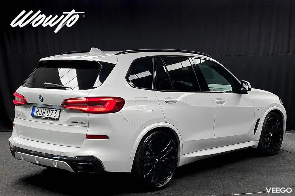 BMW X5 xDrive45e 394HK M-Sport /Night Vis /Se Spec/Moms/4.95% 290kW