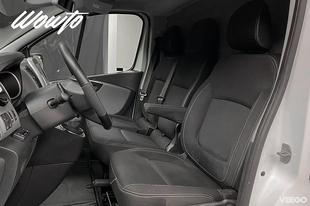 Renault Trafic 1.6 dCi 125HK L2 3-Sits /V-Inredd /Värmare 92kW