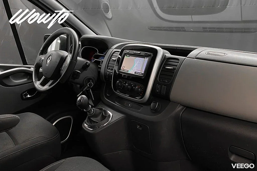 Renault Trafic 1.6 dCi 125HK L2 3-Sits /V-Inredd /Värmare 92kW