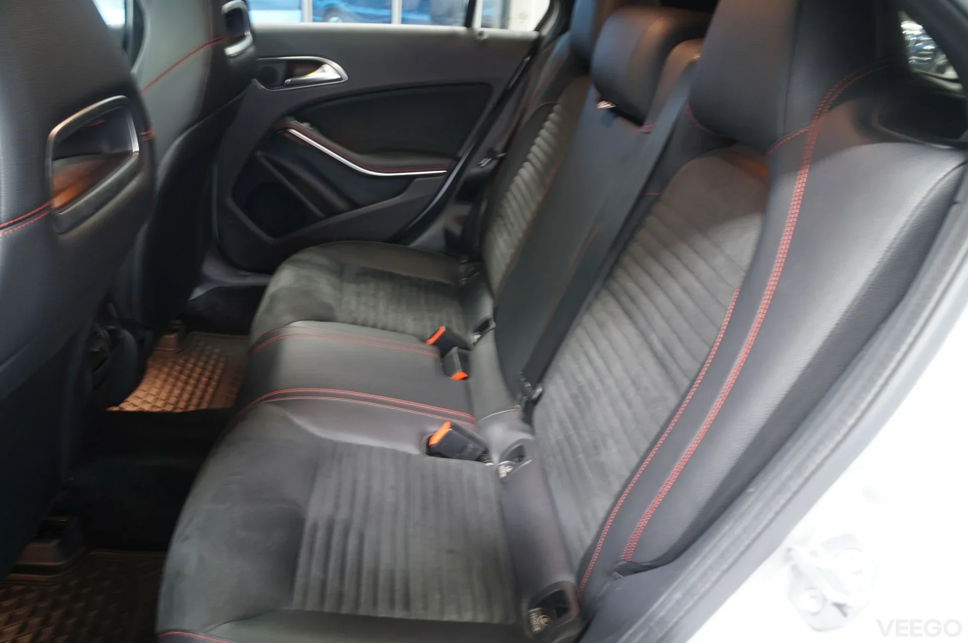 Mercedes-Benz A180 d AMG Pakett 1.5 80kW