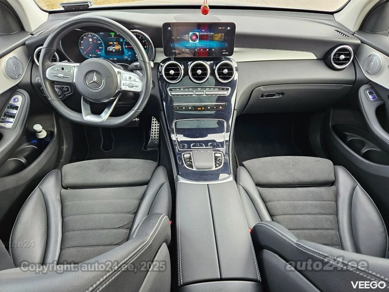 Mercedes-Benz GLC300 300 deMatic Plug-in EQ 2.0 143kW